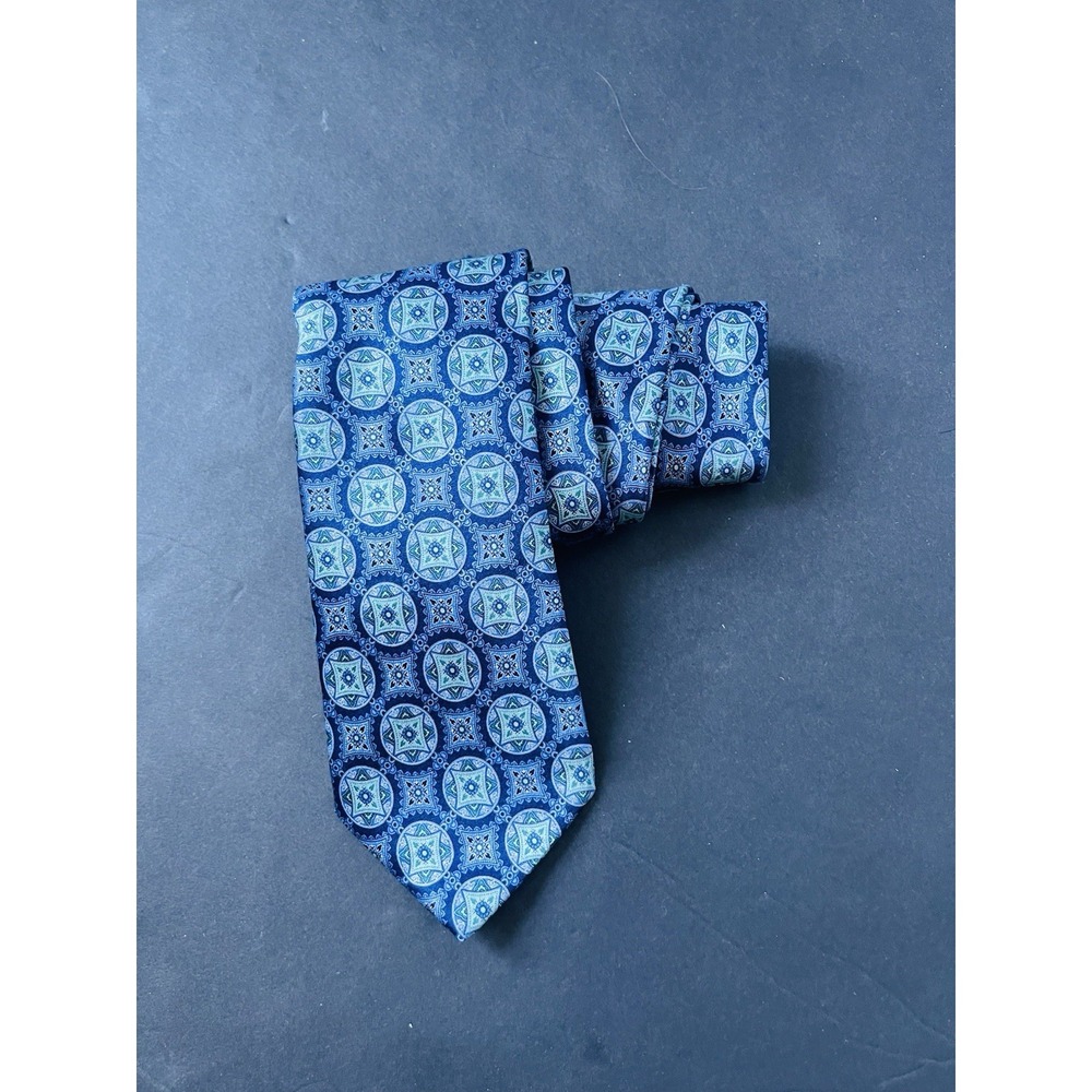 Hart Schaffer Marx,Blue & Teal Necktie,100%silk,geometric Medallion Pattern, EUC